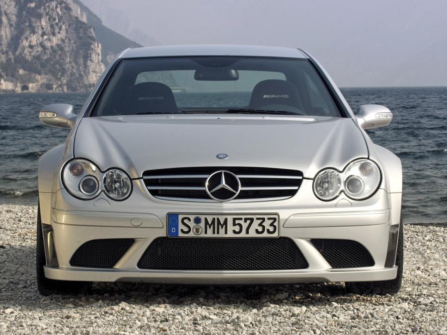  Mercedes-Benz CLK63 AMG Black Edition 2007 года  (фото 43 из 61)